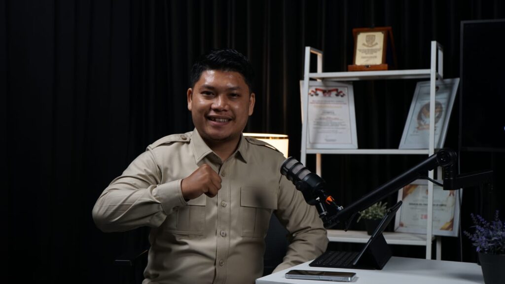 Tanggapan Yukenriusman Hulu: Kritik Terhadap Presiden dan Pentingnya Etika dalam Demokrasi gambar kabar harian36(1)